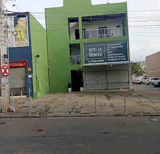 Hotel Oliveira 44