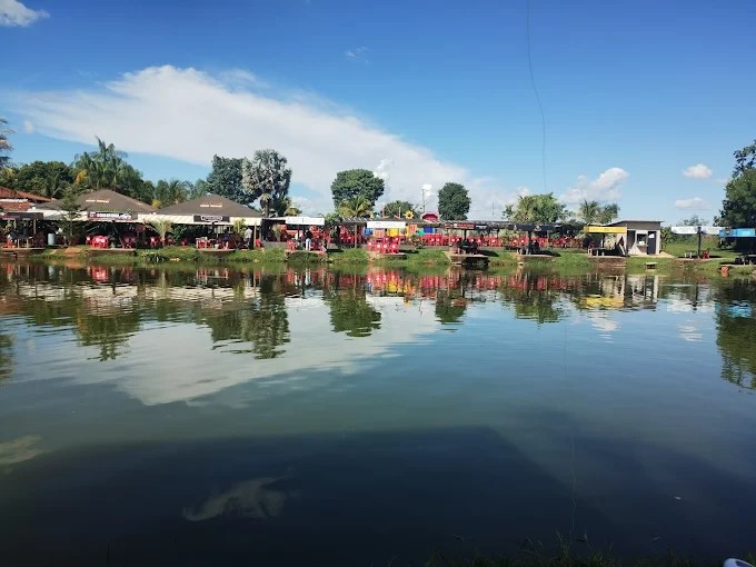 Pesque pague 100 Spin pesca, bar e restaurante