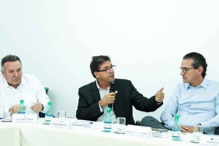 Fórum das Entidades Empresariais debate compensação ambiental e reforma tributária em Goiás