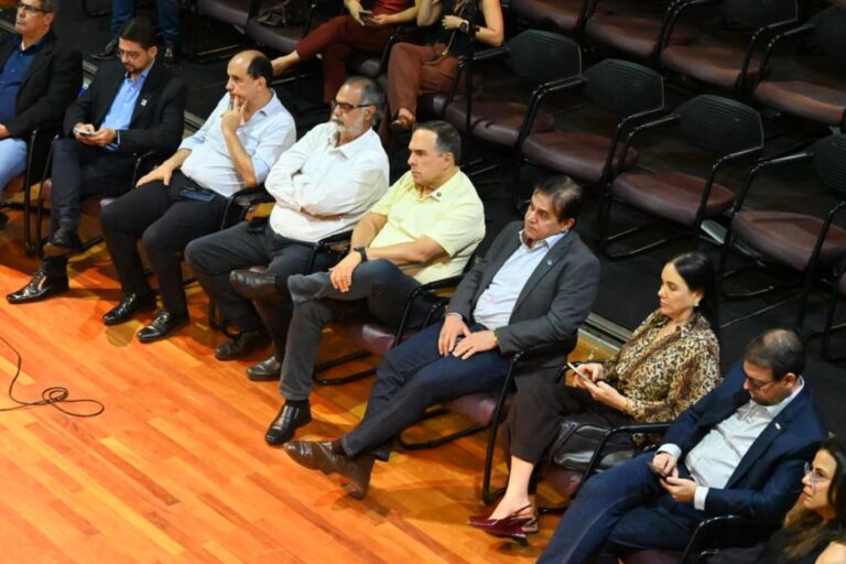 Fecomércio-GO participa de apresentação do projeto Fachada Limpa para revitalização do Centro de Goiânia
