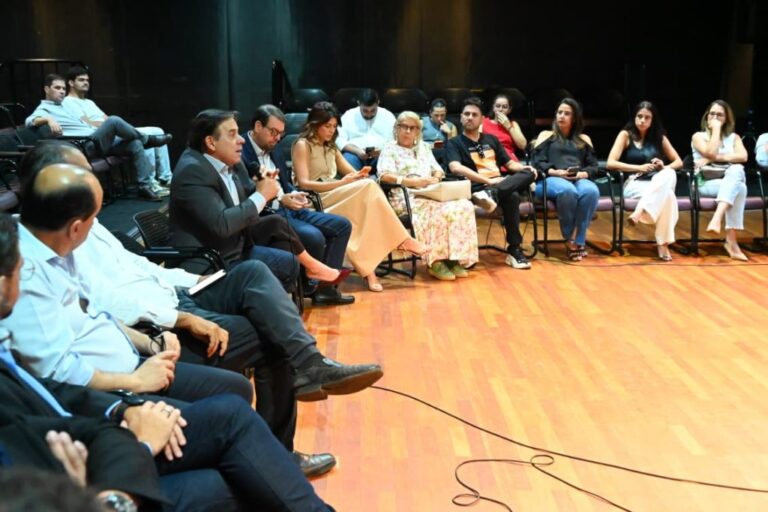 Fecomércio-GO participa de apresentação do projeto Fachada Limpa para revitalização do Centro de Goiânia