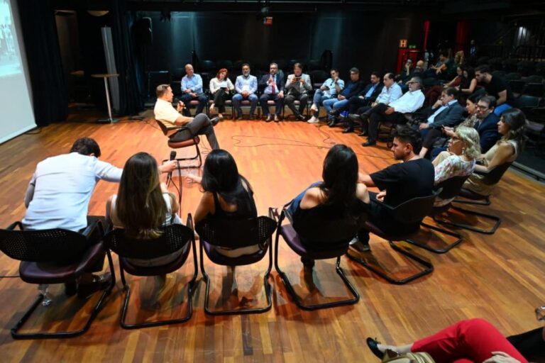 Fecomércio-GO participa de apresentação do projeto Fachada Limpa para revitalização do Centro de Goiânia